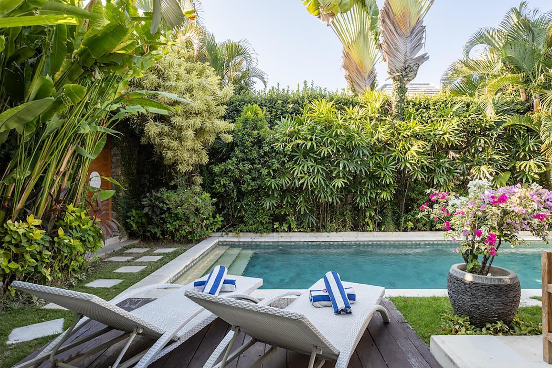 Villa Lotus By Optimum Bali Villas Семиньяк Экстерьер фото
